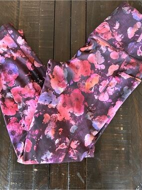 Athleta Purple and Pink Floral Stash Pocket Leggings